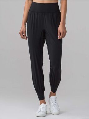 Lululemon Sun setter jogger